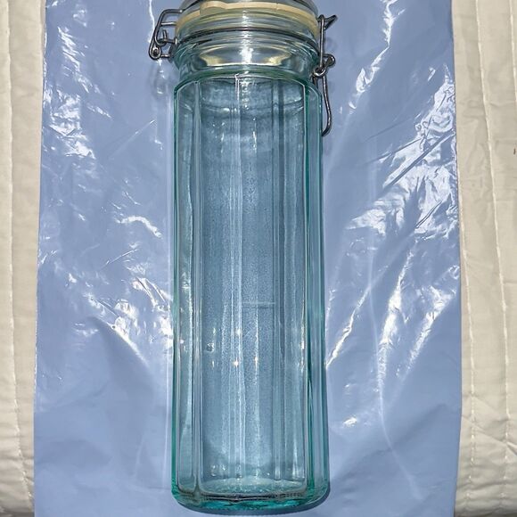 Natura Italian Glass Pasta Container - Picture 4 of 8